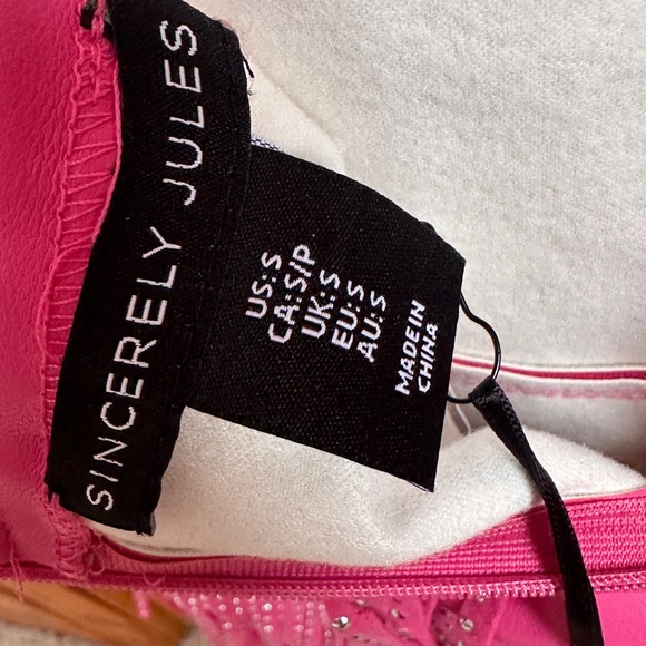 Sincerely Jules Pink Studded Fringe Mini Skirt Small NWT - Picture 4 of 5